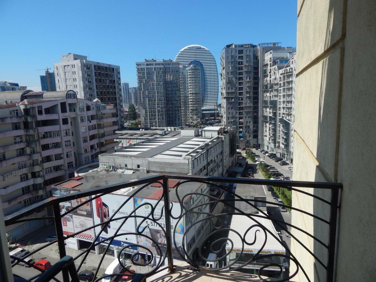 Apartment First Line From Sea Batumi Exterior foto